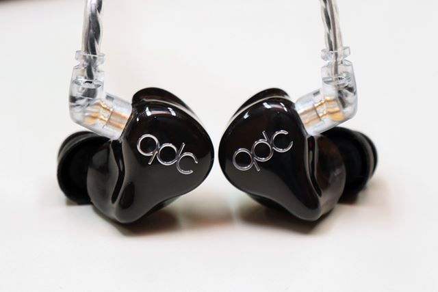 ��STUDIO�ץ��꡼����°����4�ɥ饤�С���ǥ�