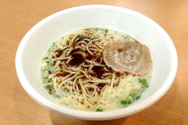 なんつッ亭のコラボカップ麺が完成しました!