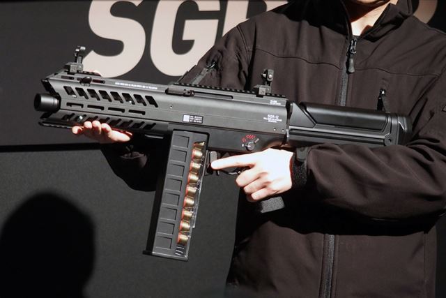 SGR-12は、東京マルイオリジナルデザインの電動ショットガンだ