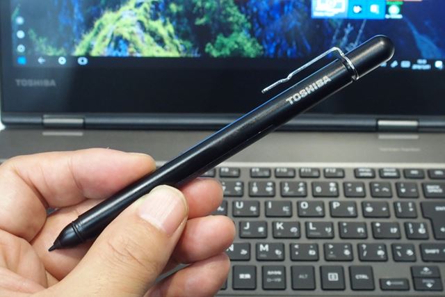 dynabook V82と同 V72に付属するアクティブ静電ペン
