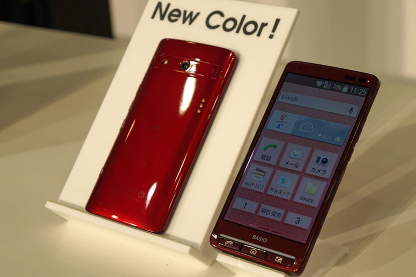 Auが16年春モデルを発表 スマホやガラホなど4機種をラインアップ 価格 Comマガジン